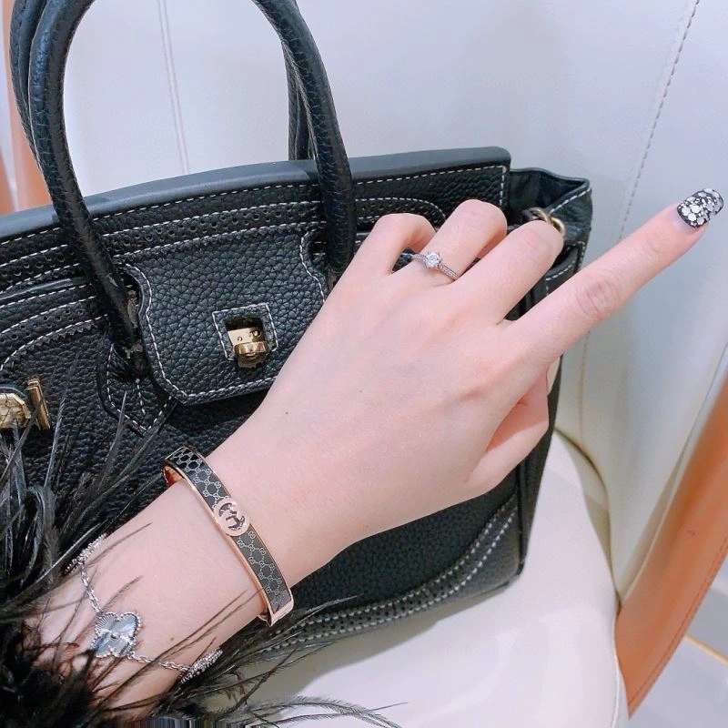 Gucci Bracelets FashionForward 246326