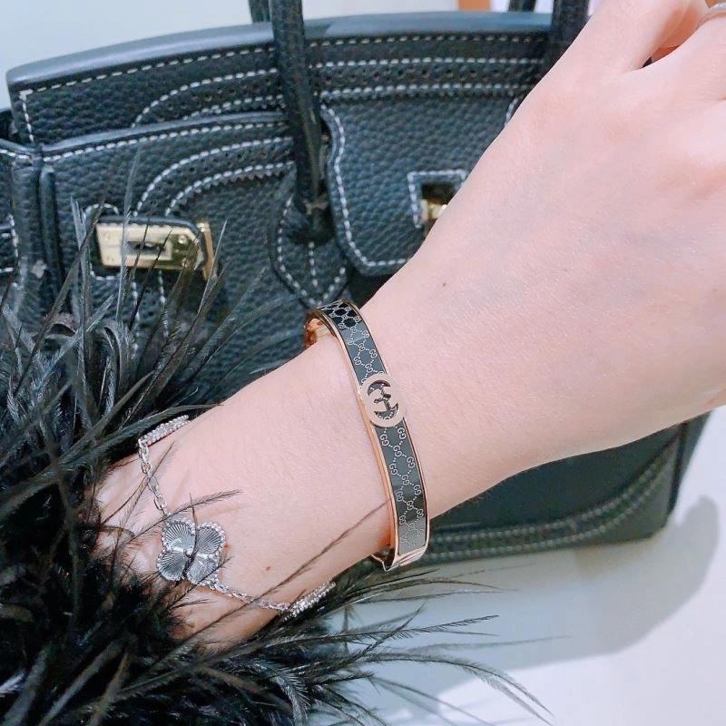 Gucci Bracelets FashionForward 246326