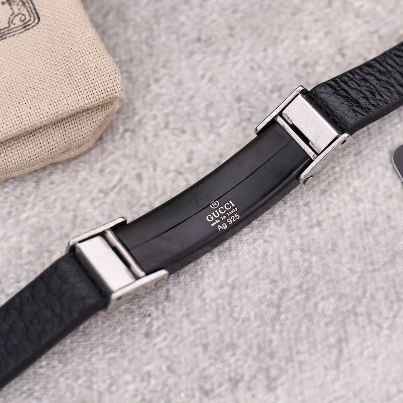 Trendsetting Gucci Bracelets 246328