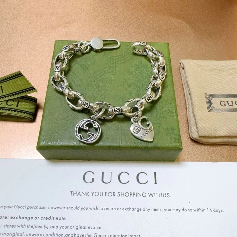 Gucci Bracelets UrbanChic 246316