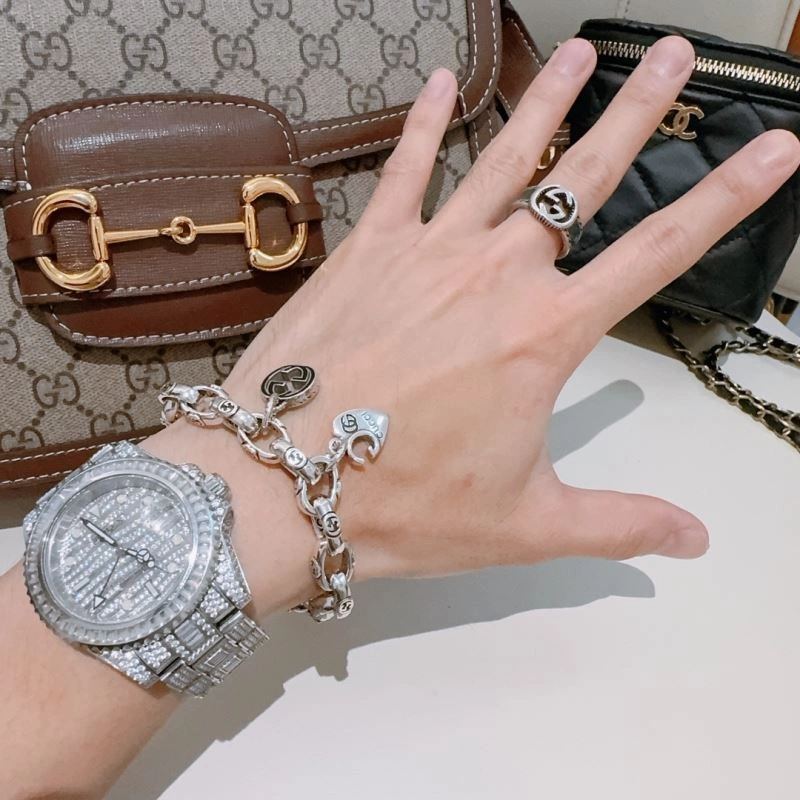 Gucci Bracelets UrbanChic 246316