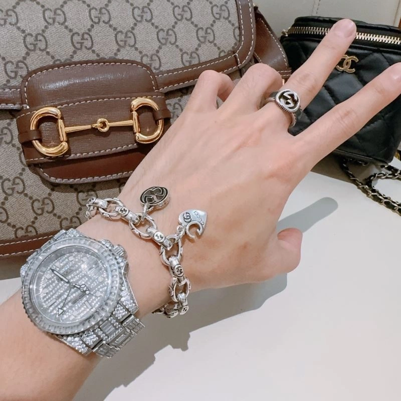 Gucci Bracelets UrbanChic 246316
