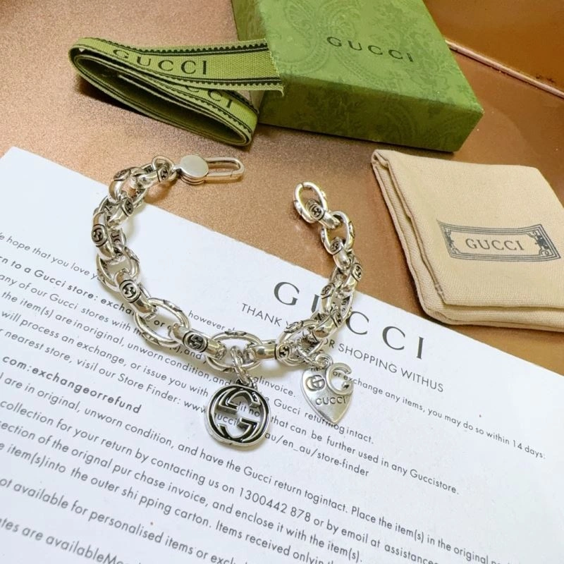 Gucci Bracelets UrbanChic 246316