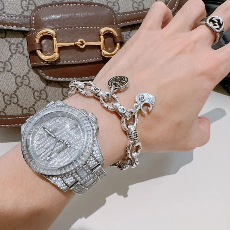Gucci Bracelets UrbanChic 246316