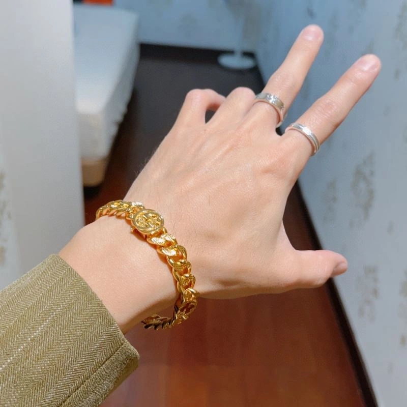 TravelReady Gucci Bracelets 246307