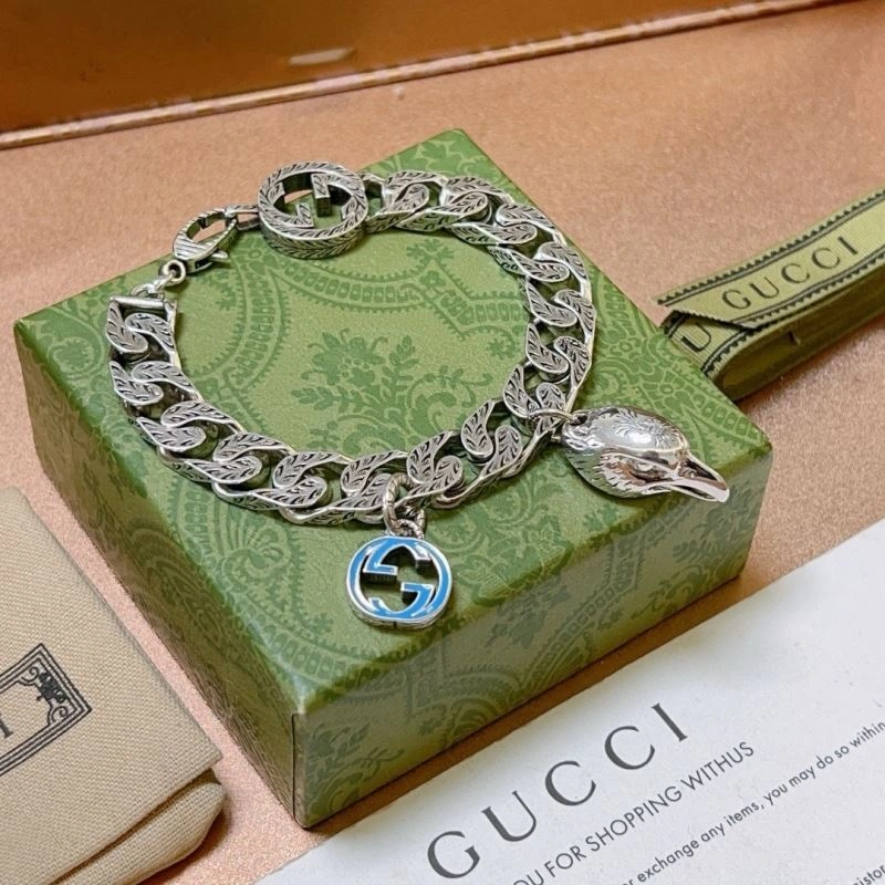 Lightweight Gucci Bracelets 246318