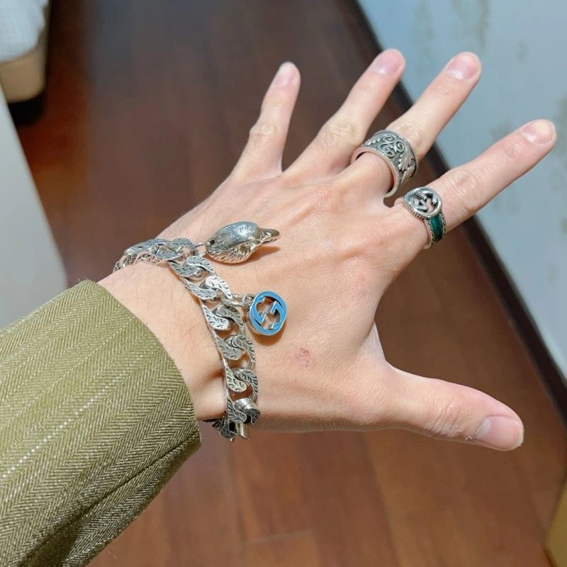 Lightweight Gucci Bracelets 246318