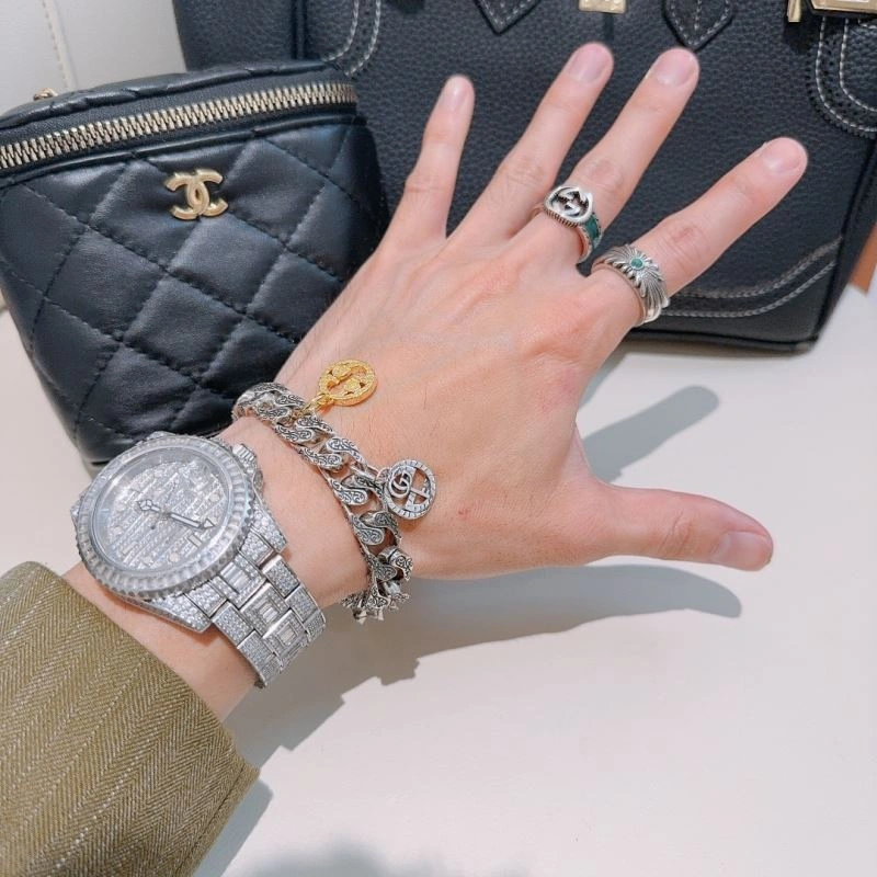 Resilient Gucci Bracelets 246277