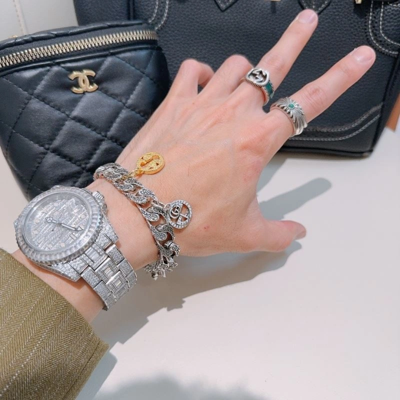 Resilient Gucci Bracelets 246277