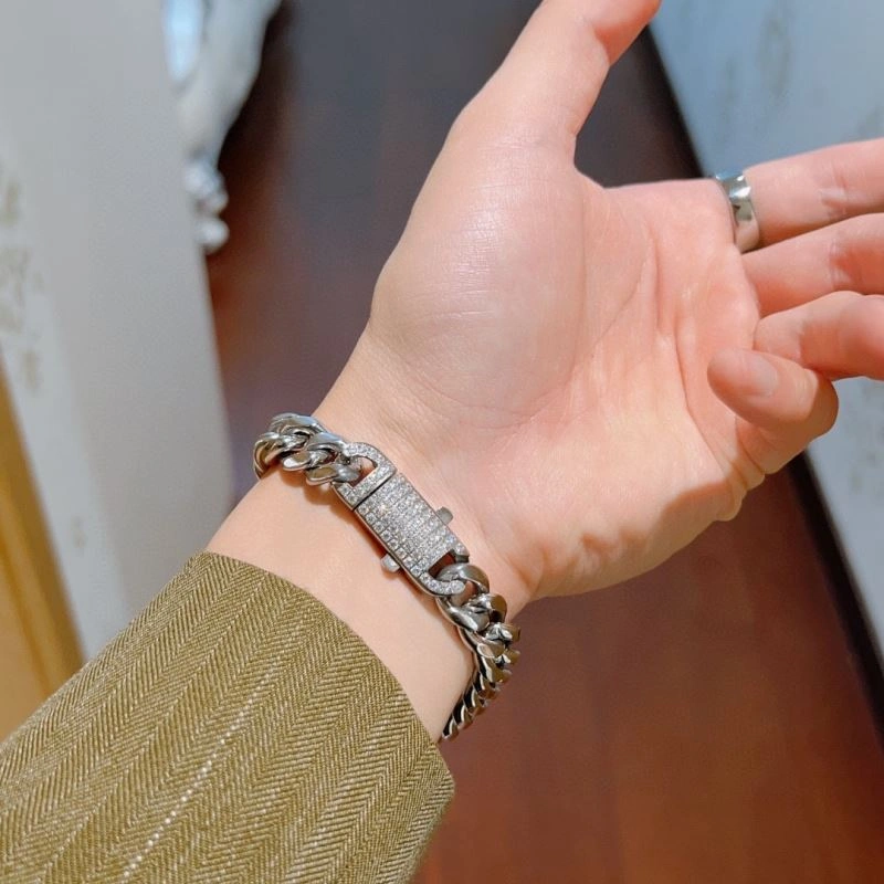 Gucci Bracelets WellDesigned 246274