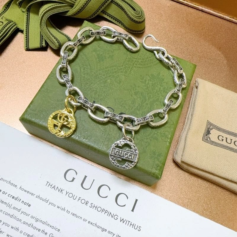 Snug Gucci Bracelets 246262