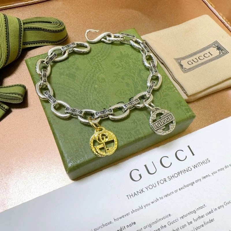 Snug Gucci Bracelets 246262