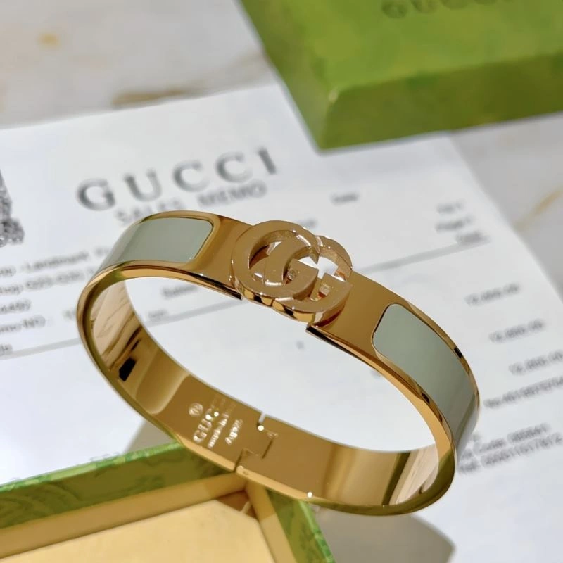 Gucci Bracelets SmoothTexture 245755