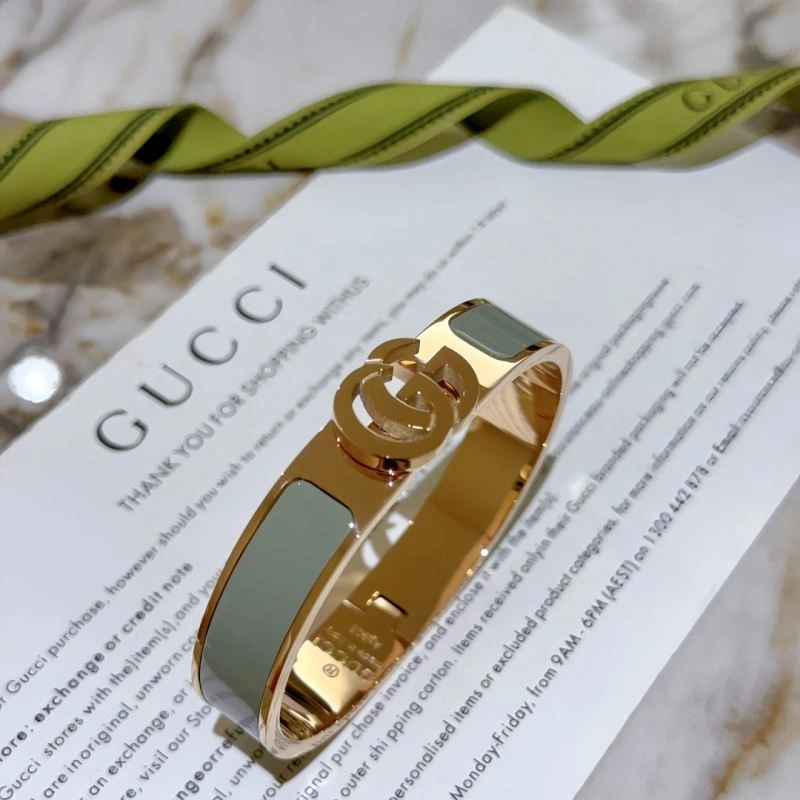 Gucci Bracelets SmoothTexture 245755