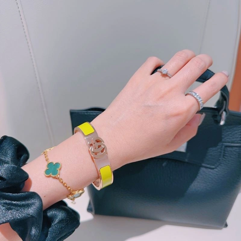 Premium Gucci Bracelets 245721