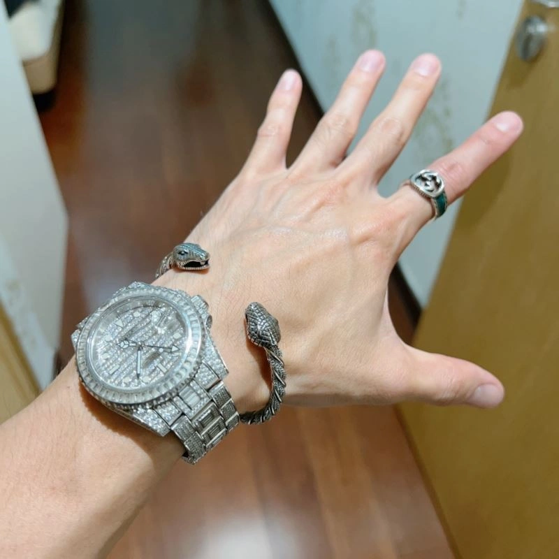 ZipUp Gucci Bracelets 245708