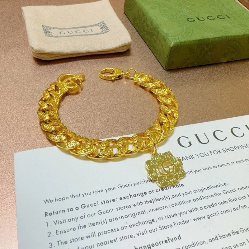 Cozy Gucci Bracelets 245734