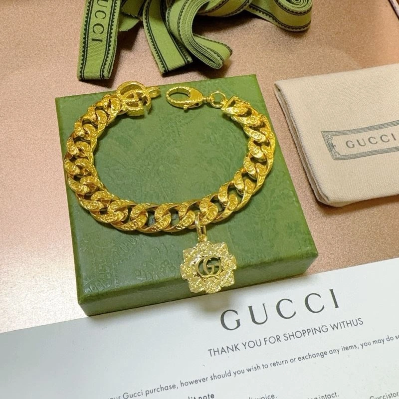 Cozy Gucci Bracelets 245734