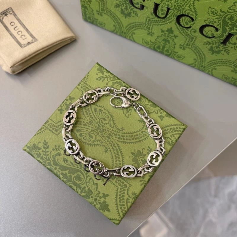Lightweight Gucci Bracelets 245709