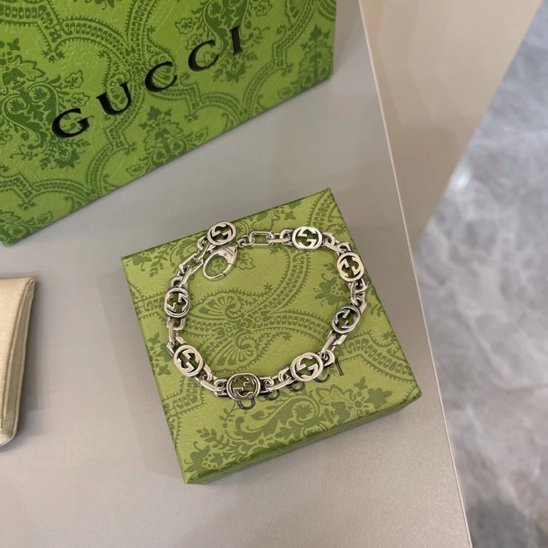 Lightweight Gucci Bracelets 245709