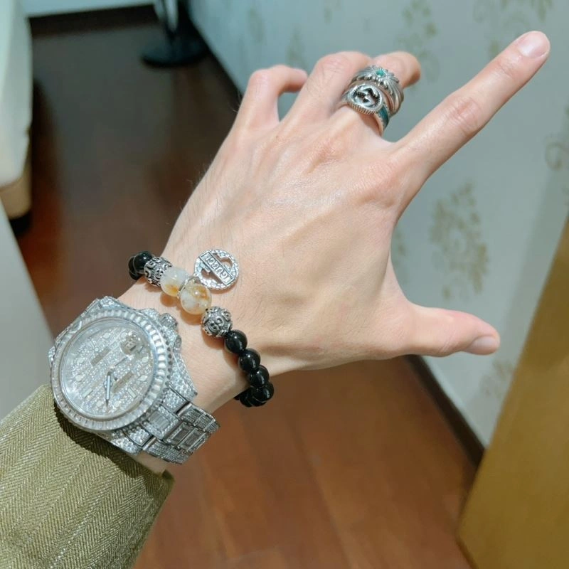 Flexible Gucci Bracelets 245698