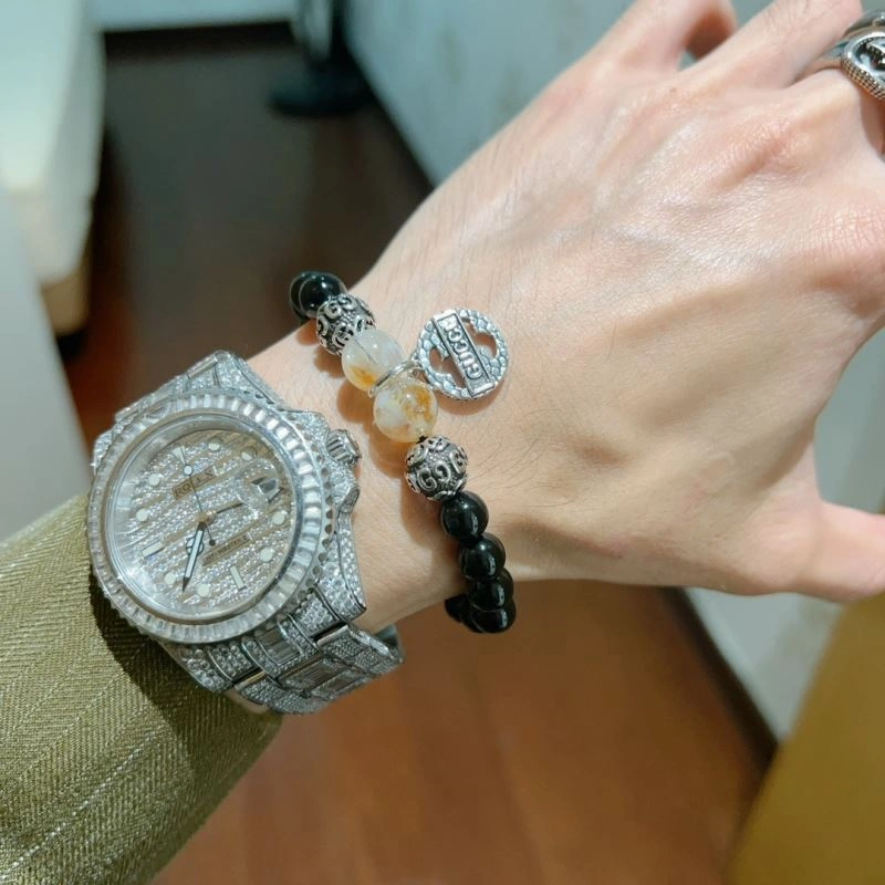 Flexible Gucci Bracelets 245698