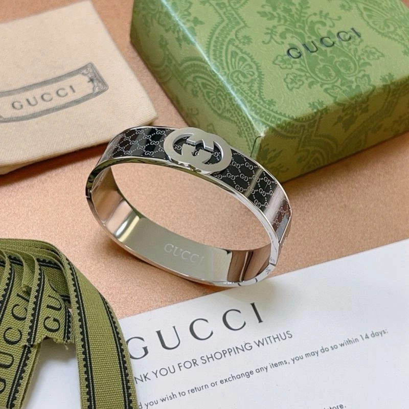 Flexible Gucci Bracelets 245675
