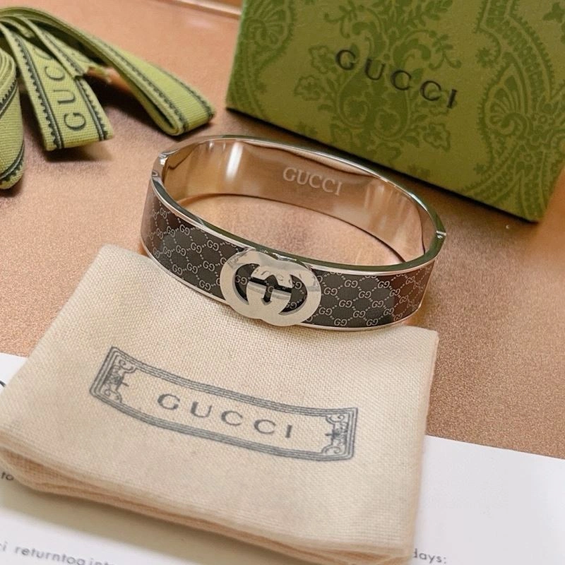 Flexible Gucci Bracelets 245675