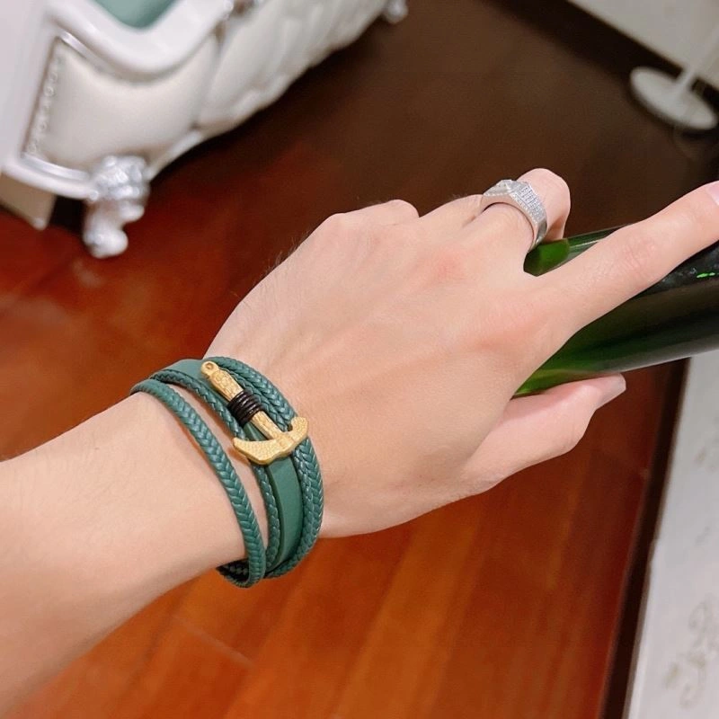 Vibrant Gucci Bracelets 245689