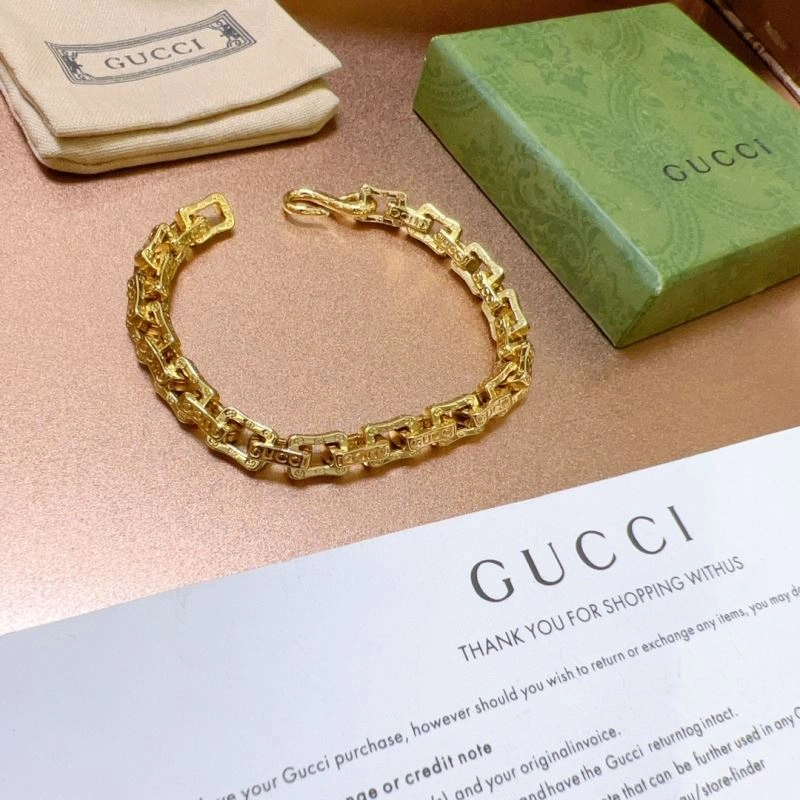 Supportive Gucci Bracelets 245688
