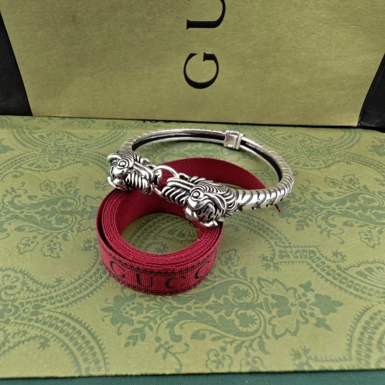 TechFriendly Gucci Bracelets 245479