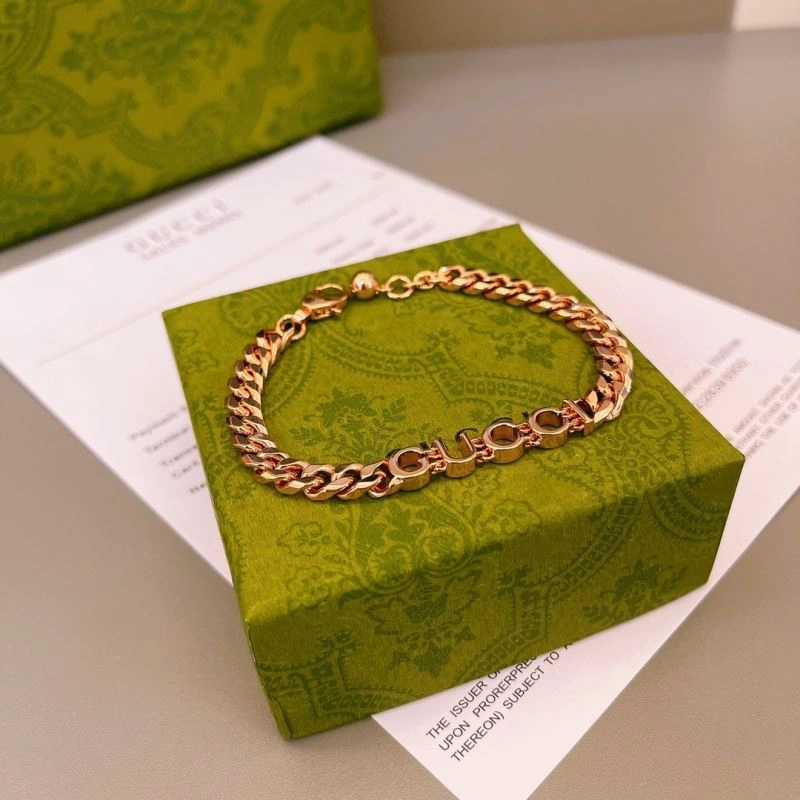 Minimalist Gucci Bracelets 245331