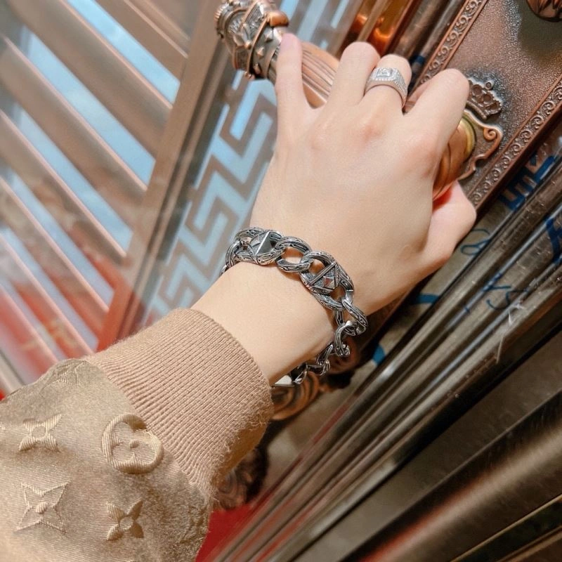 Gucci Bracelets Resilient 245322