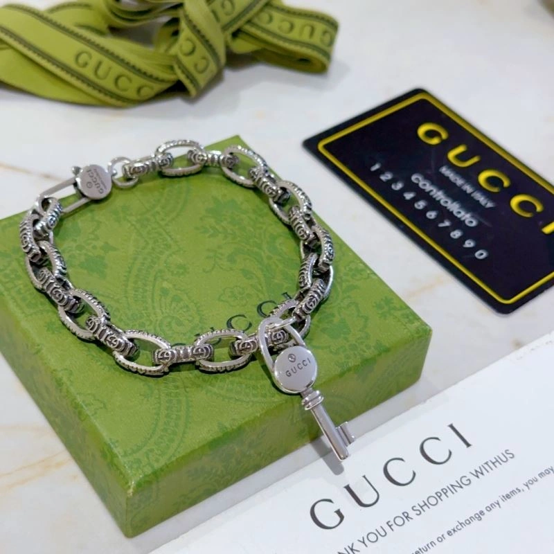 Refined Gucci Bracelets 245311