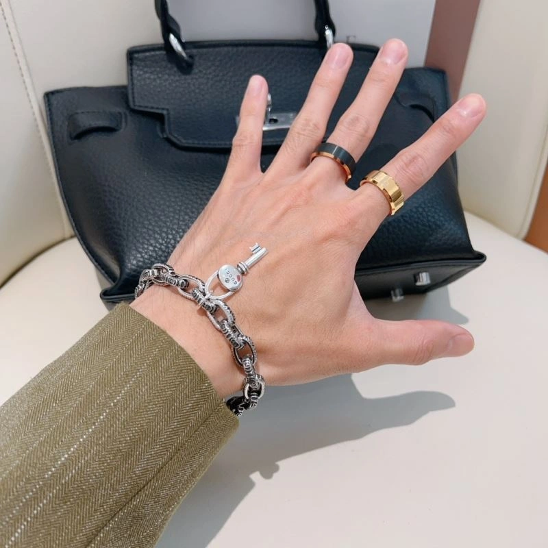 Refined Gucci Bracelets 245311