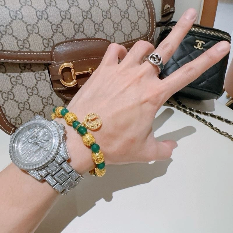 Neat Gucci Bracelets 245282