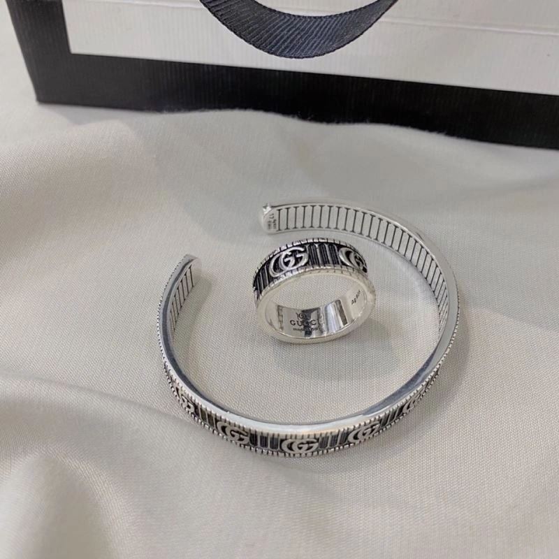 Stylish Gucci Bracelets 245290