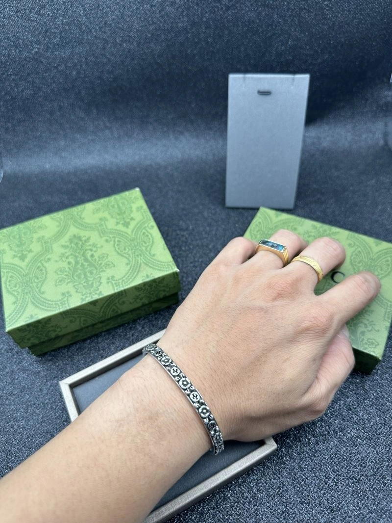 Seasonal Gucci Bracelets 245260