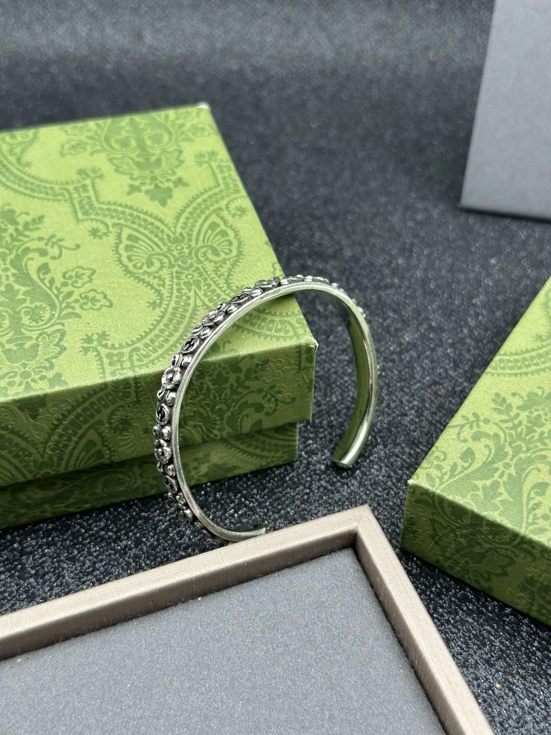 Seasonal Gucci Bracelets 245260
