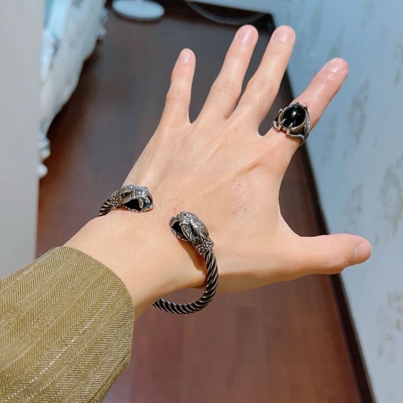 WeatherProof Gucci Bracelets 245284