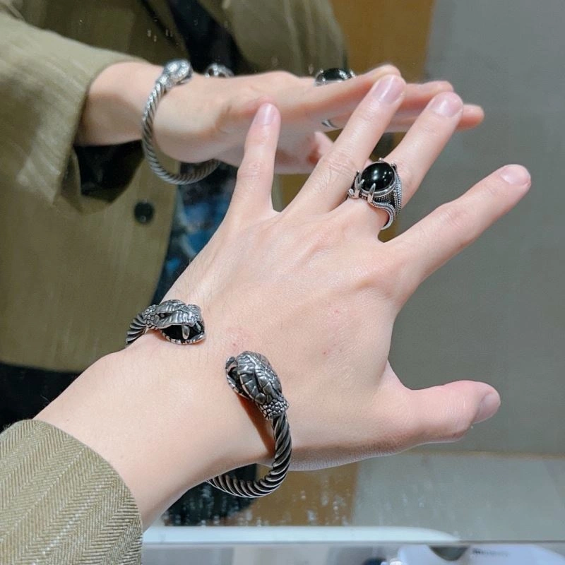 WeatherProof Gucci Bracelets 245284