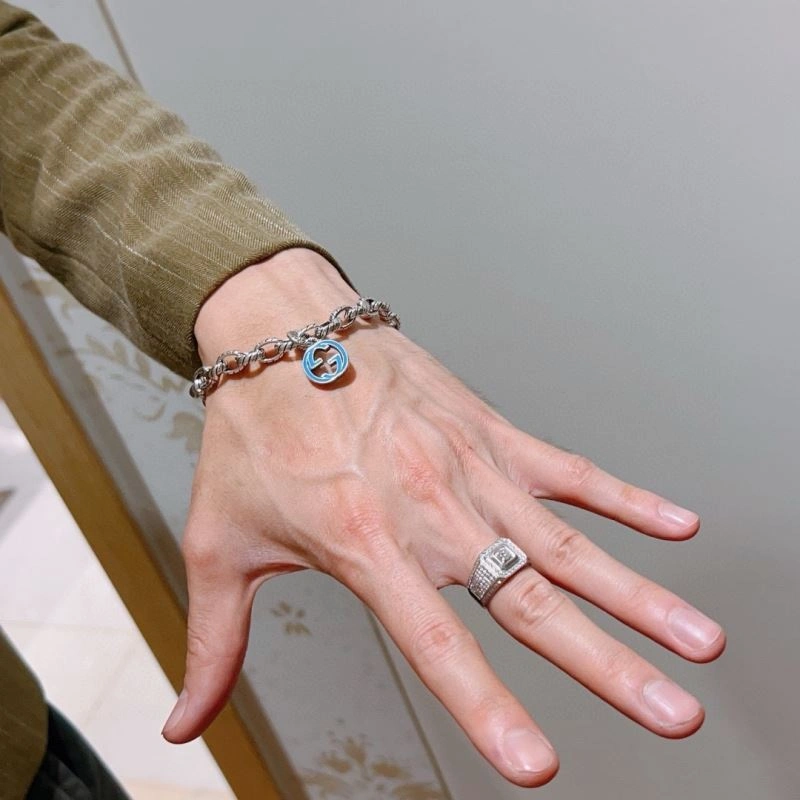 SmoothTexture Gucci Bracelets 245259