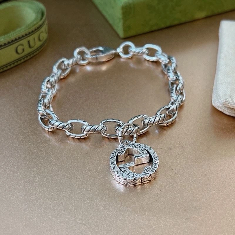 Comfortable Gucci Bracelets 245254