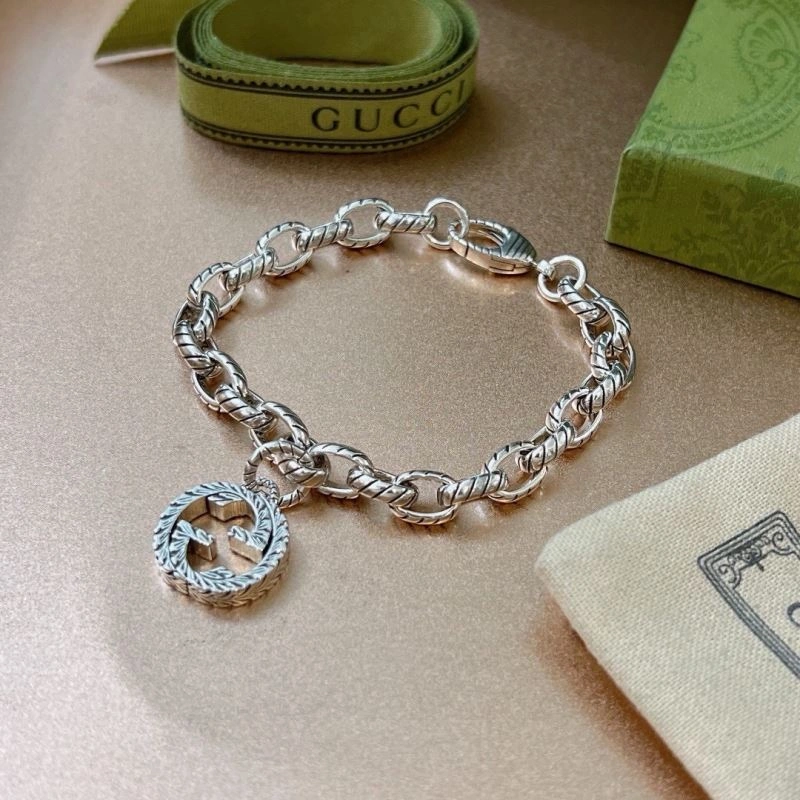 Comfortable Gucci Bracelets 245254