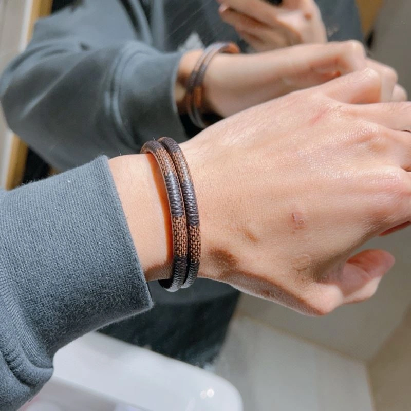 Minimalist Gucci Bracelets 245237