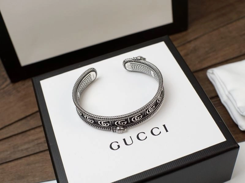 Gucci Bracelets SmoothTexture 245252