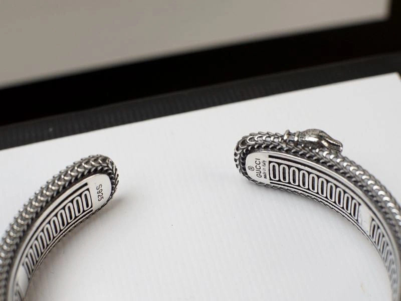 Gucci Bracelets SmoothTexture 245252