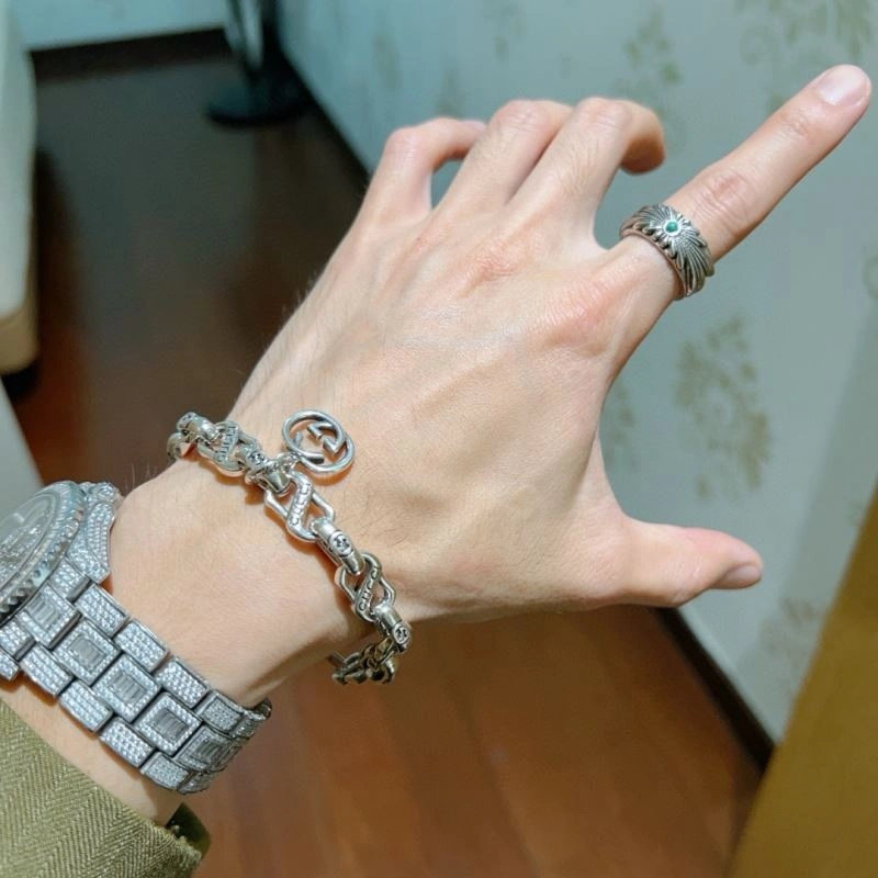 Gucci Bracelets SmartChoice 245235