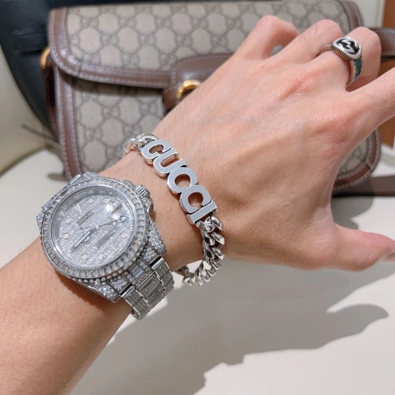 Gucci Bracelets Elegant 245251