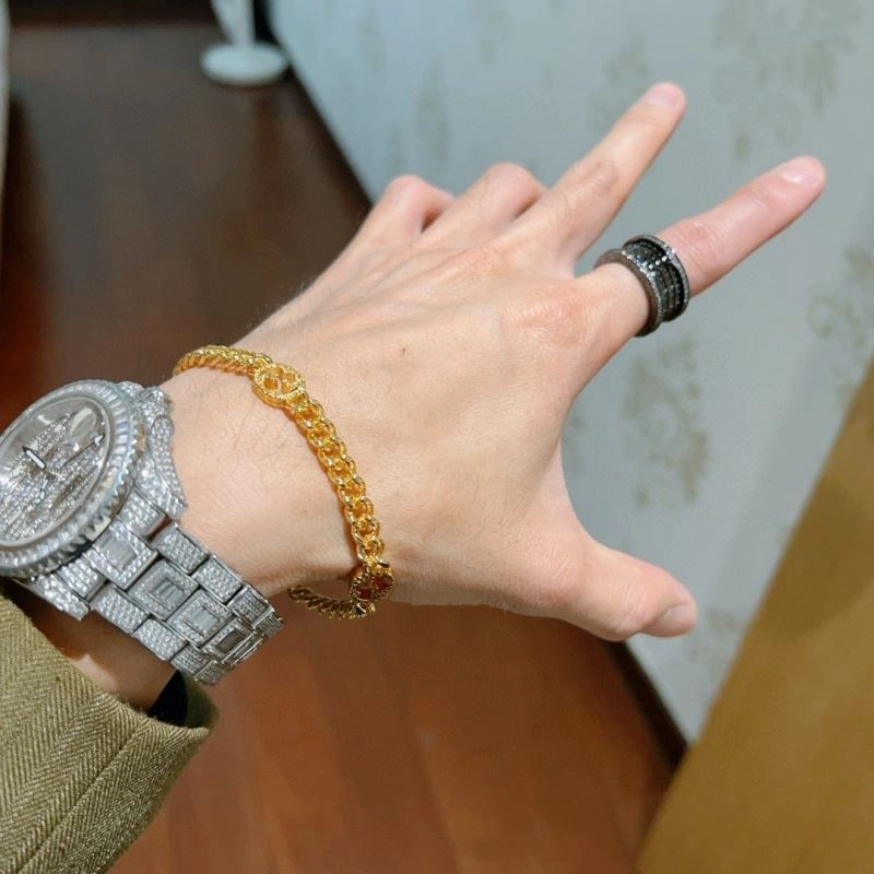 Sleek Gucci Bracelets 245226